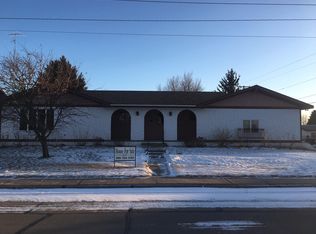215 W 18th St, Cozad, NE 69130