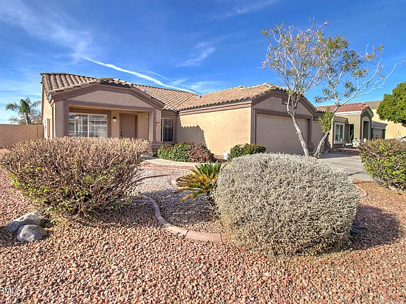 3rd image of 10655 E CARMEL Avenue