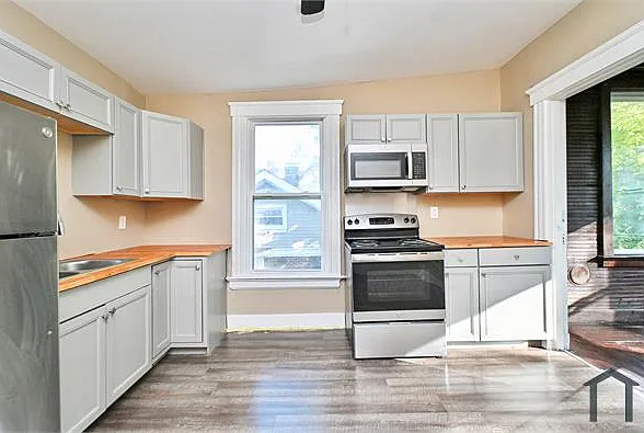 962 Hawthorne Ave #2 — Photo 6