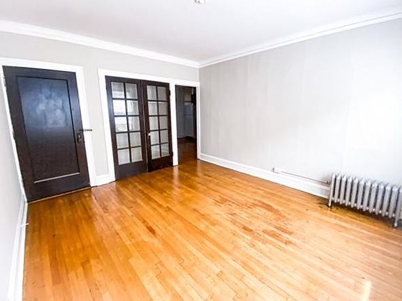 5th image of 4424 N Seeley Ave #7e2ca02ec
