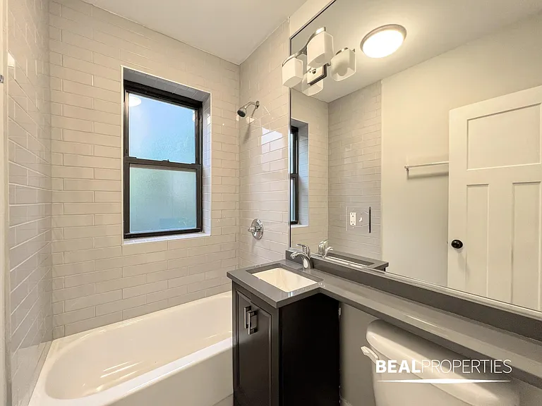 427 West Belden — Photo 10