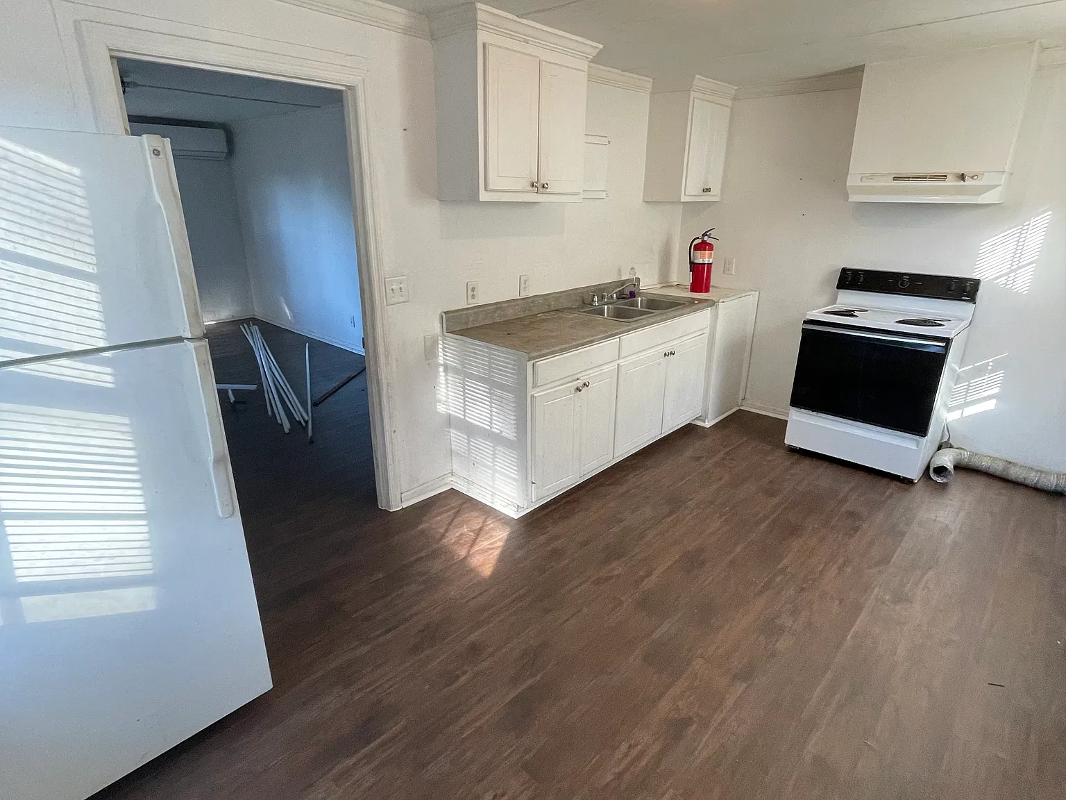 407 S Alford — Photo 3