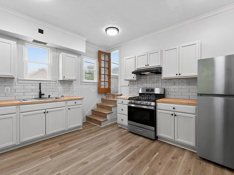 1527 Farland Ave — Photo 16
