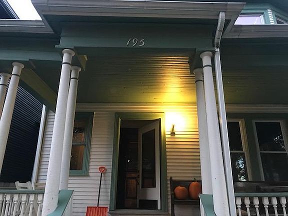 4th image of 195 Anderson Pl #2