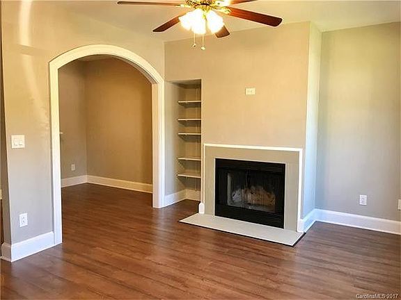 2nd image of 7322 Meadow Glen Dr