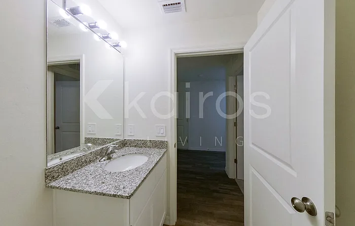 3417 74th St W — Photo 8