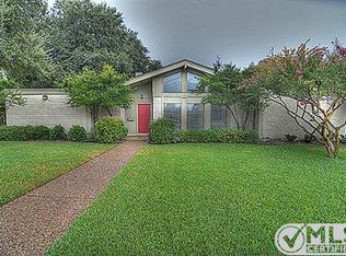 9728 Windledge Dr, Dallas, TX 75238