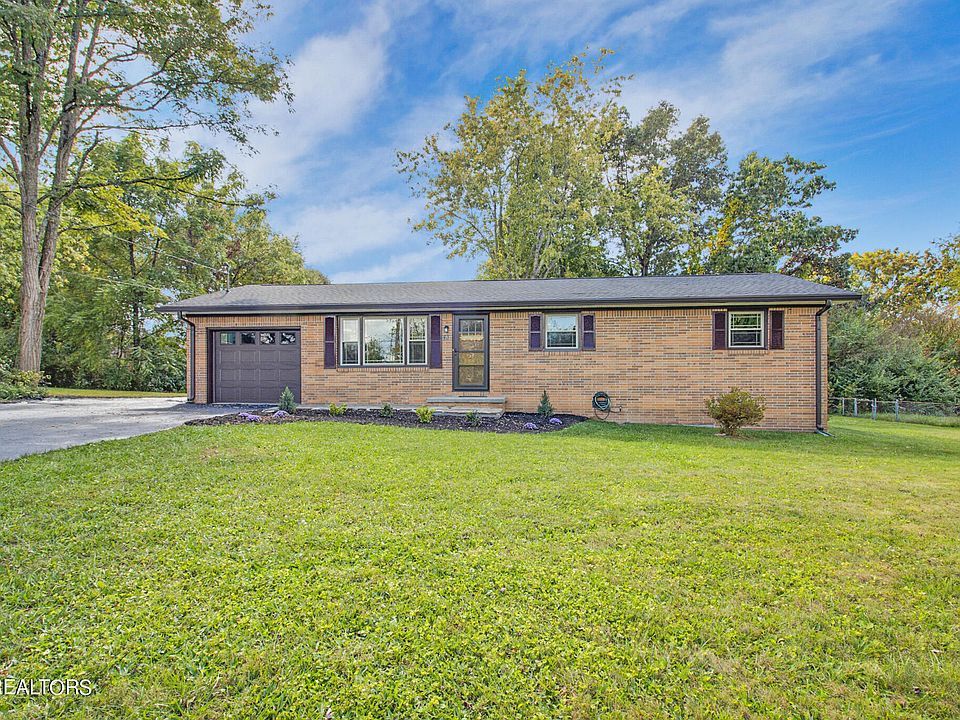 1st image of 43 Sharon Dr