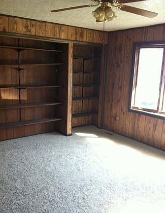 4th bed/den