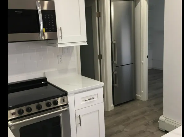 11 Temple St APT 3, Boston, MA 02114