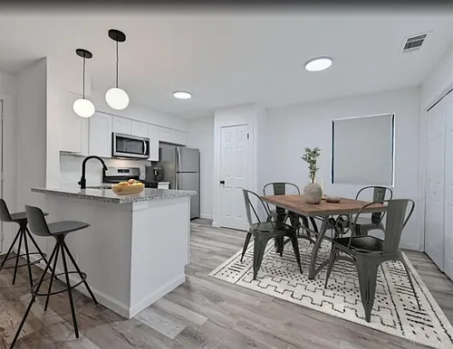 2303 Cedrick Cv #B Photo 1