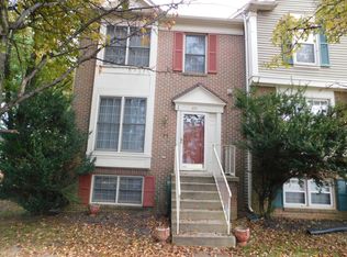 201 Falkirk Ct, Fredericksburg, VA 22406