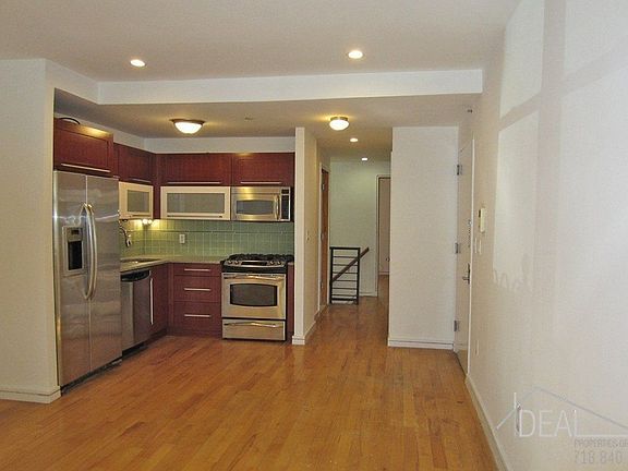 2nd image of 710 6th Ave APT 1A