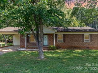 150 Sunny Ln, Salisbury, NC 28147