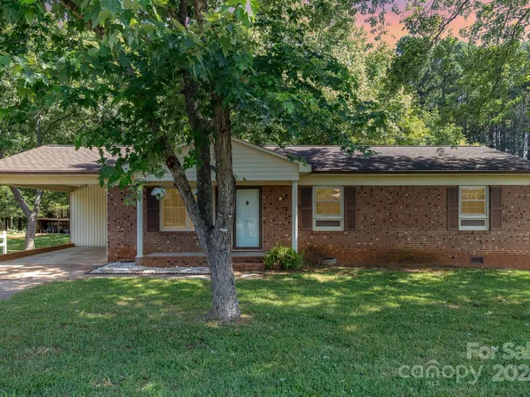 150 Sunny Ln, Salisbury, NC 28147