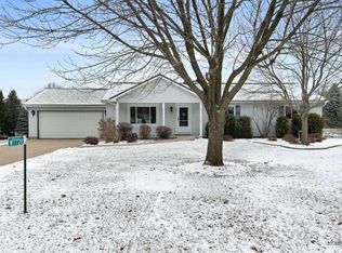 W7728 Patchin Rd, Pardeeville, WI 53954