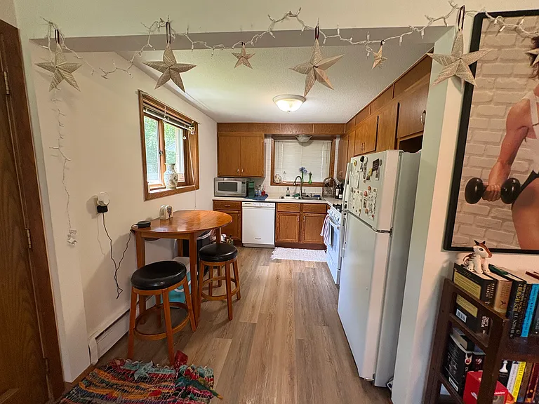 1258 N Eustis St — Photo 5