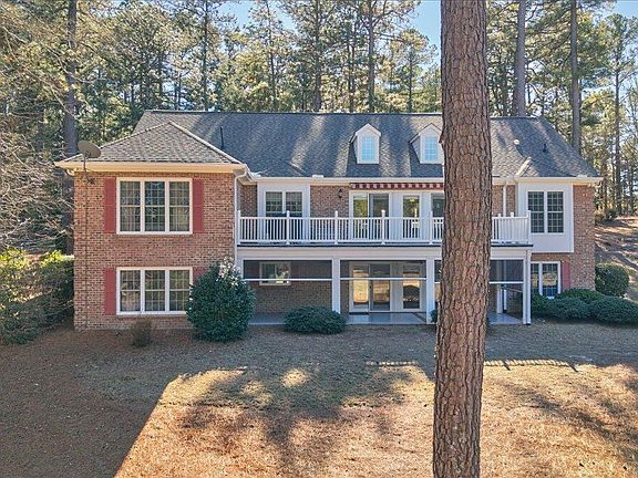 2nd image of 22 Glen Devon Drive