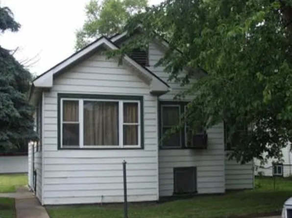 420 W 100th St, Chicago, IL 60628