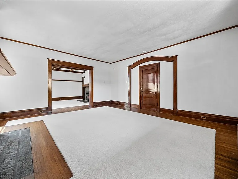 1306 Ridge Ave #1 — Photo 5