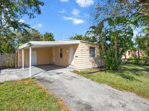 2123 Plunkett Court, Hollywood, FL 33020