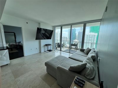 92 SW 3rd St APT 3811, Miami, FL, 33130