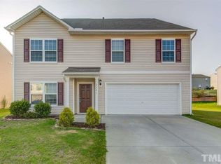 2501 Averon Dr, Fuquay Varina, NC 27526