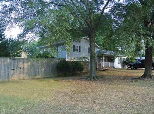 4 Lake Park Dr NW, Rome, GA 30165