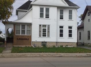 434 W South Park Ave, Oshkosh, WI 54902