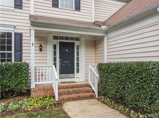 711 Hillsford Ln, Apex, NC 27502