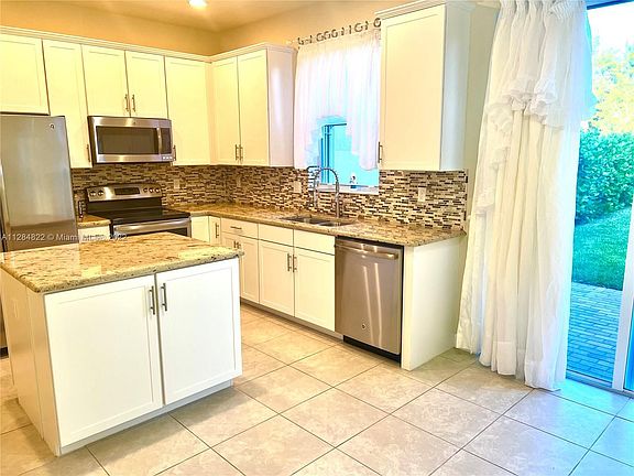 5th image of 7846 Patriot St #7846