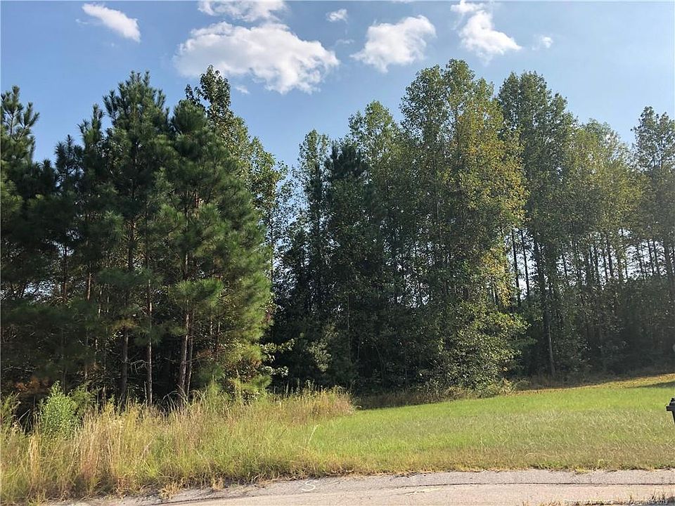 2nd image of 116 Ithica Ln