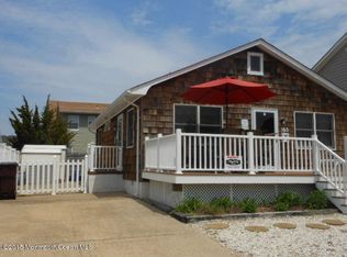 365 Roberts Ave, Seaside Park, NJ 08752