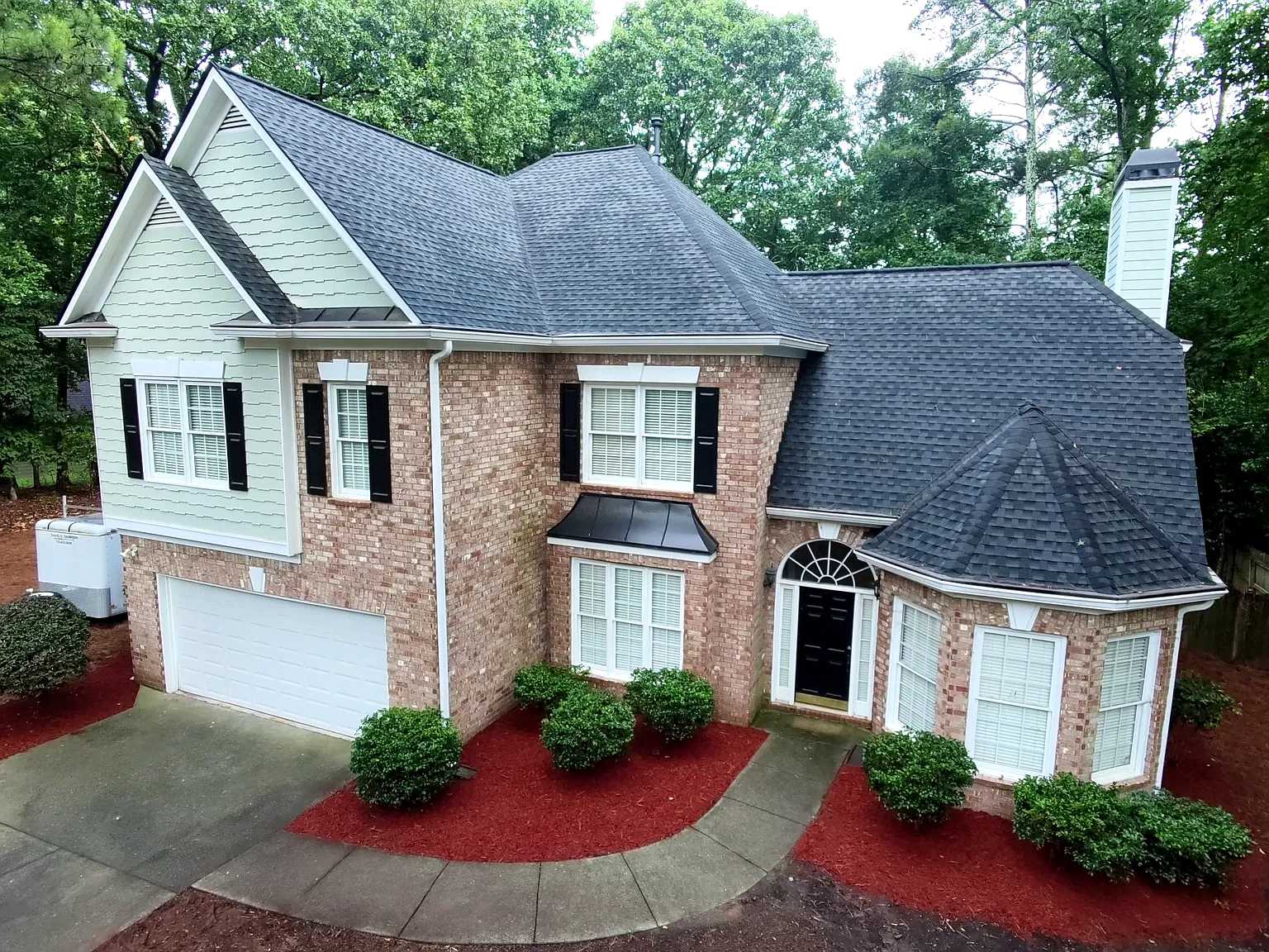 4 bed, 2734 sqft, $3,495 — Photo 3