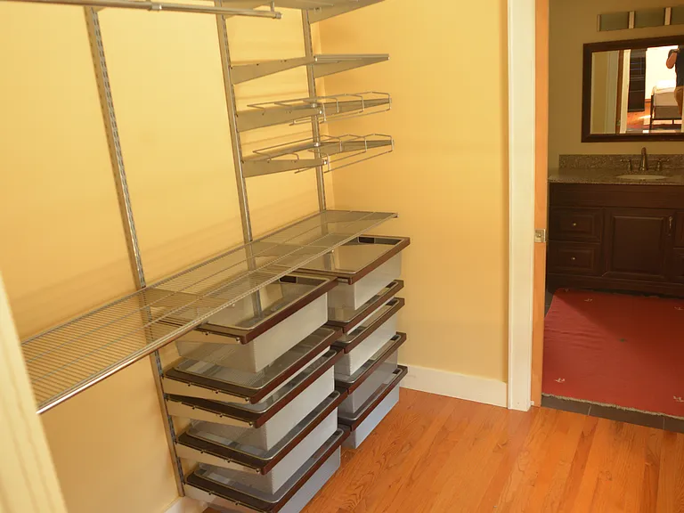 420 W Court St — Photo 13