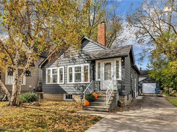 1304 Lakeview Ave, Lorain, OH 44053