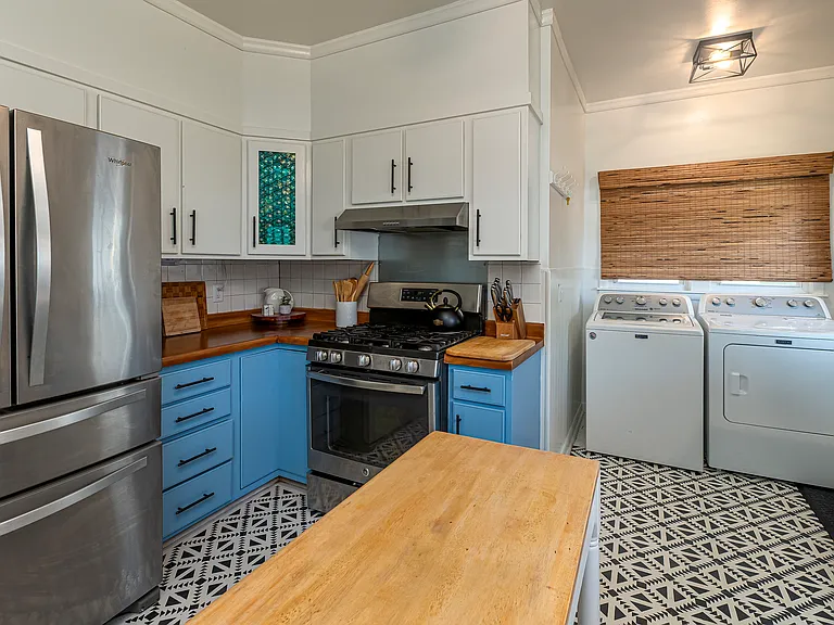 804 S Madison St — Photo 21