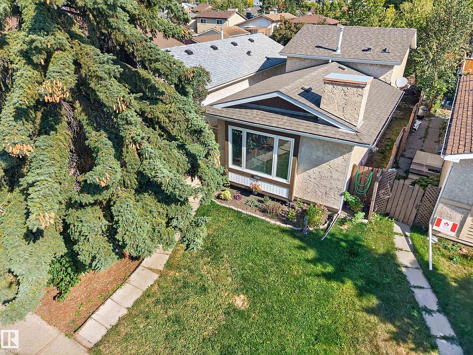 1st image of 333 Kirkpatrick Cres NW