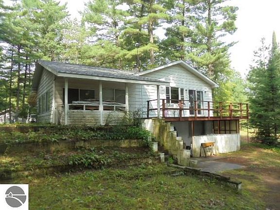 2nd image of 2320 Oak Trl #1