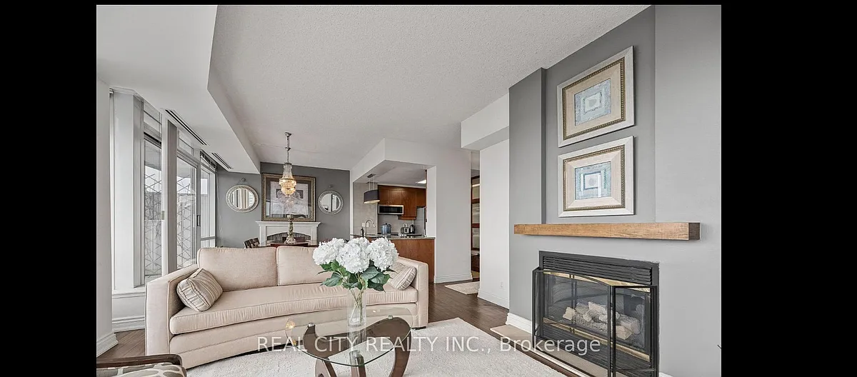 Building Photo - 500 Queens Quay W #801E