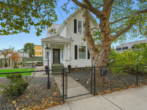 1829 W Broadway Ave, Spokane, WA 99201