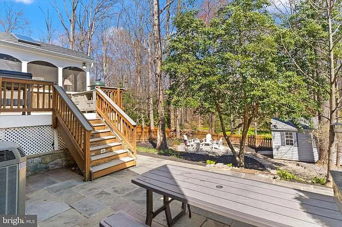 8282 Morning Dew Ct — Photo 32