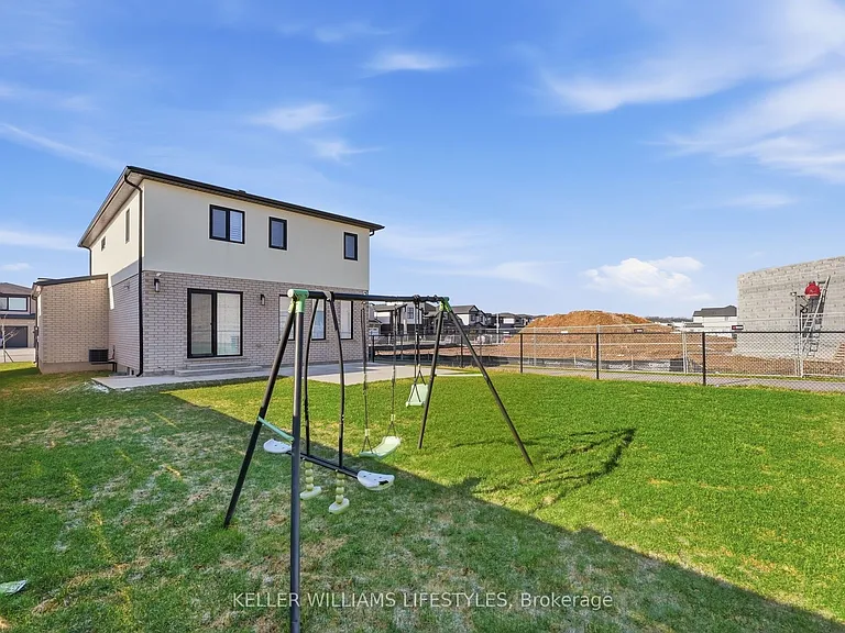 140 Crestview Dr — Photo 35