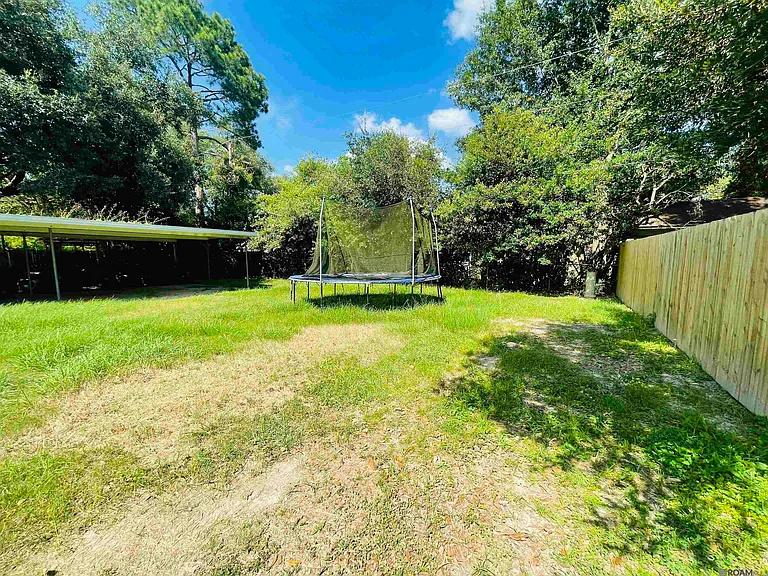 4036 Ridgemont Dr — Photo 11