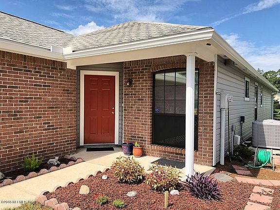 3rd image of 2904 Lantana Lakes Dr E