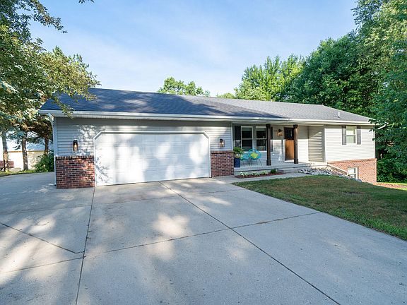 4th image of 4178 Ponderosa Dr