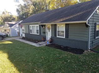 7649 Rainbow Dr, Prairie Village, KS 66208
