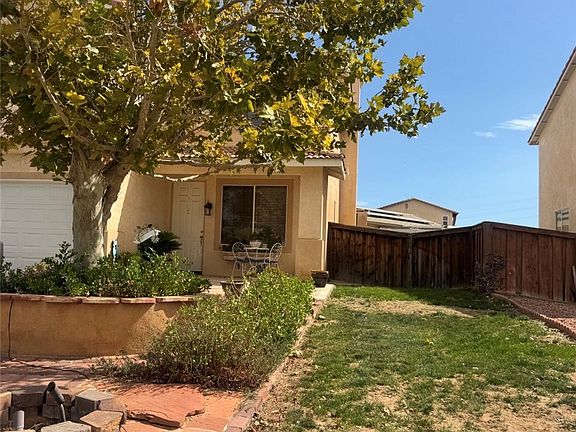 4th image of 11539 Summer St