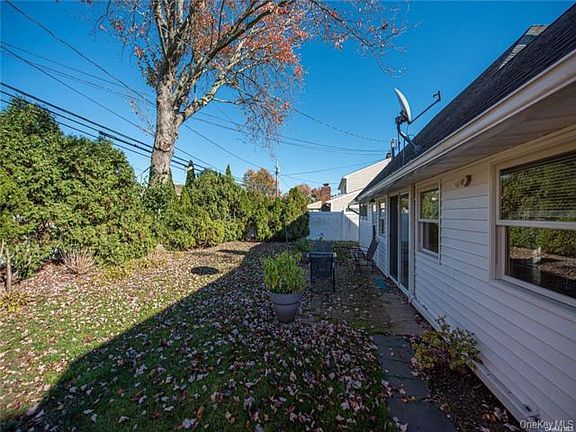 2nd image of 37 Winter Ln