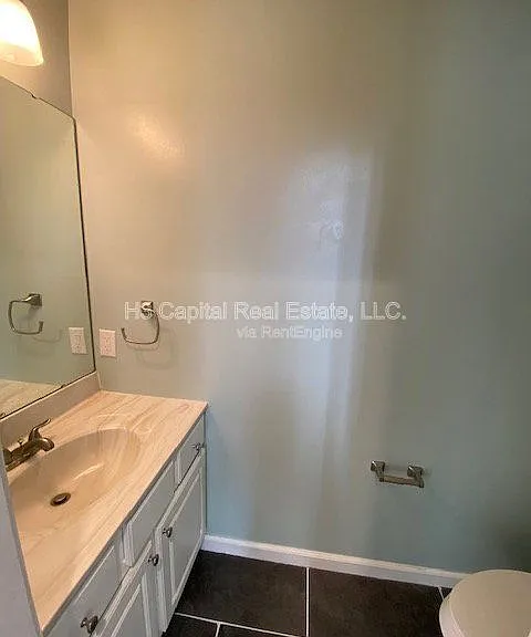 1041 Flora Lake Ct — Photo 5